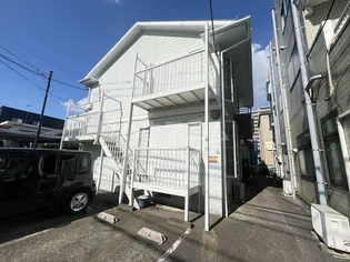 メゾンセラータの画像