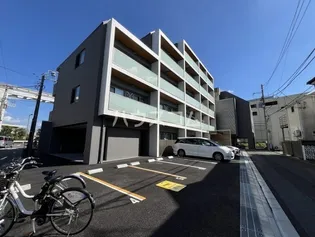 M KOTI TAKAHATAの画像