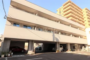 ドミール中央の画像