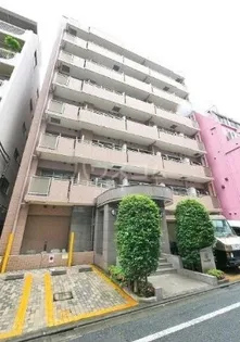 アクロス新宿【10階】の外観