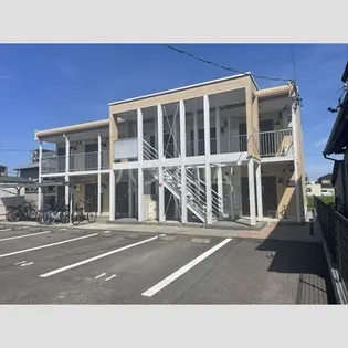 レオパレスフローラの画像