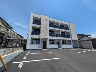 Villa Poire (ヴィラポワール)【3階】の外観