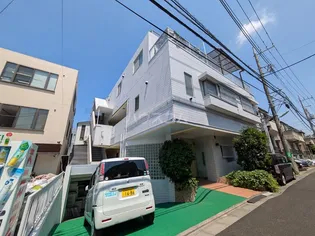 クローバーハウスの画像