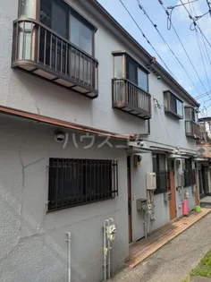 パレーシャル鈴木【2階】の外観