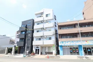 愛知県名古屋市千種区内山1丁目【マンション】の外観