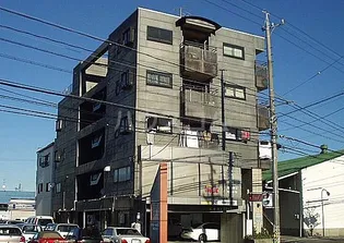 サープラス聖一色【C-3号室】の外観