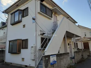 調布ハイツ【1階】の外観