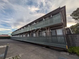 スリーズ国立の画像