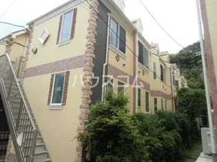 神奈川県横須賀市上町4丁目【アパート】の外観