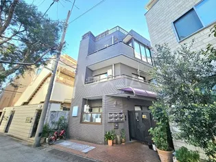 東京都世田谷区下馬1丁目【マンション】の外観