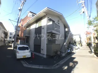 アムールグリーンの画像