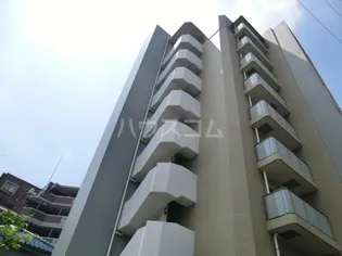 東京都世田谷区給田3丁目【マンション】の外観