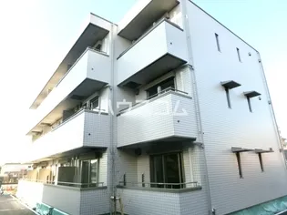 メディカルガーデン谷塚B【2階】の外観