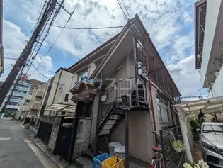 静和荘【203号室】の外観