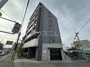京都府京都市右京区西京極浜ノ本町【マンション】の外観