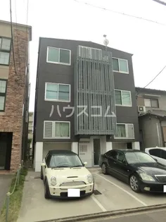 デビュタハウスの画像