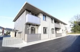 ラリュールの画像