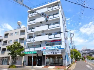 霞ヶ丘ビルの画像