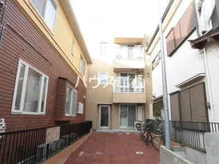 クリスタルガーデン【104号室】の外観