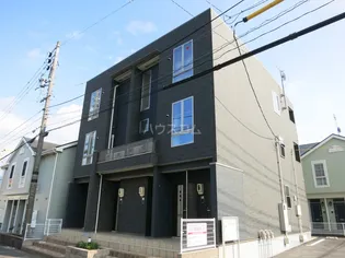 スタジオーネの画像