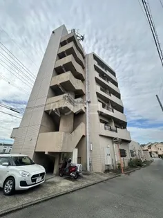 ウイリアムヒルズ本厚木の画像