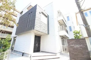 ドムスベルウッドの画像