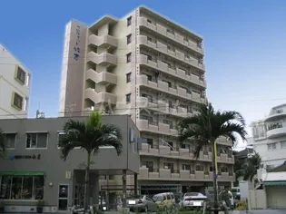 プロフィット牧志【3階】の外観