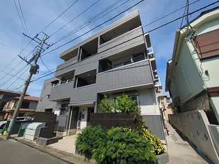 プラタノ【3階】の外観