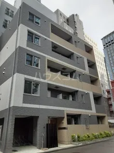 東京都新宿区西新宿8丁目【マンション】の外観