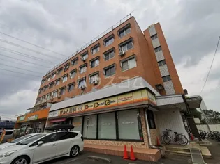 鶴ケ岡マンションの画像