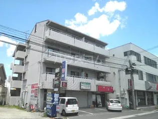 シャトレー小松里の画像