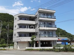 神奈川県秦野市曽屋【マンション】の外観