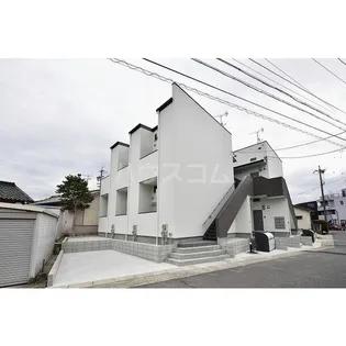 TROIS TOILESの画像