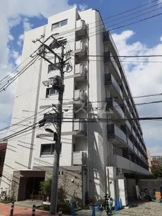 東京都新宿区北新宿2丁目【マンション】の外観