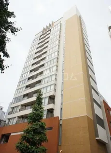 東京都渋谷区代々木3丁目【マンション】の外観