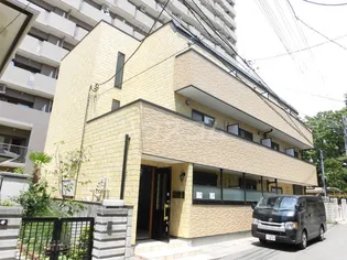 コティ クーメリアの画像