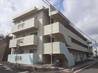 あんずマンション【1階】の外観