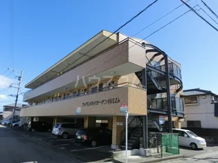 静岡県沼津市若葉町【マンション】の外観