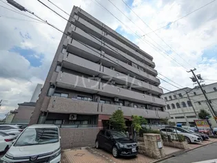 ケルン白壁の画像