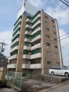 ステープル六供の画像