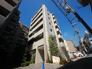 セラーノ新大阪【3階】の外観