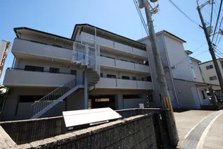 ロイヤルコート【2階】の外観