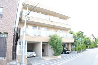 ブリランテⅡ番館【3階】の外観