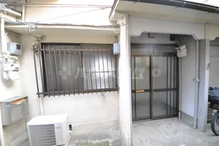 大阪府吹田市円山町【テラスハウス】の外観