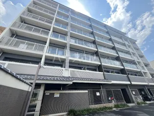 京都府京都市下京区七条御所ノ内北町【マンション】の外観