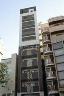 東京都新宿区弁天町【マンション】の外観