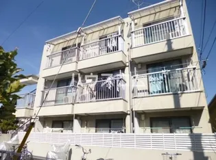 コスモ生田【3階】の外観