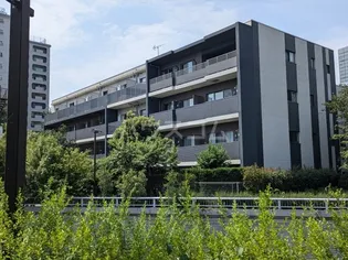 イーストングレイス【3階】の外観