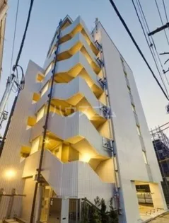 クオリタス東十条【4階】の外観