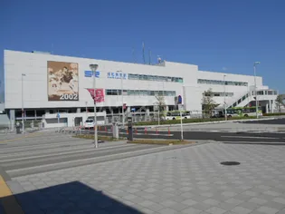 埼玉県さいたま市緑区美園3丁目【マンション】の外観